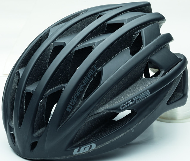 Louis Garneau Sports Inc. recalls Course LG1261 Cycling Helmets - Recalls and safety alerts